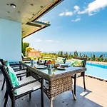 Pinheira Iii Heated Pool