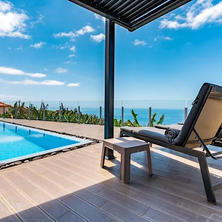 Pinheira Iii Heated Pool Calheta