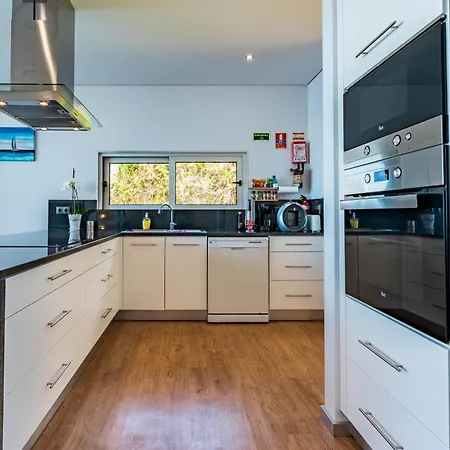 Pinheira Iii Heated Pool