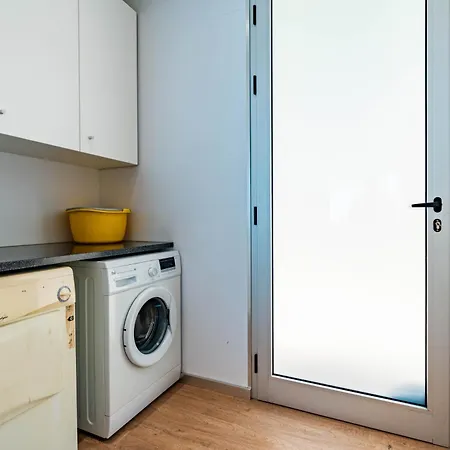 Nyaraló Pinheira Iii Heated Pool Calheta