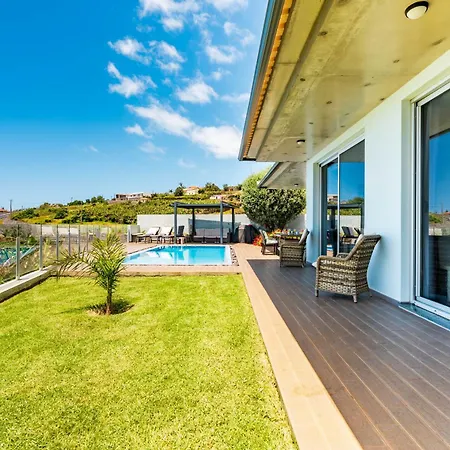 Dom wakacyjny Pinheira Iii Heated Pool *