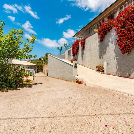 Pinheira Iii Heated Pool