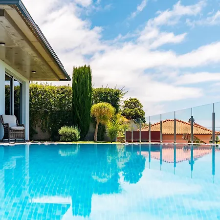 Pinheira Iii Heated Pool Calheta (Madeira)