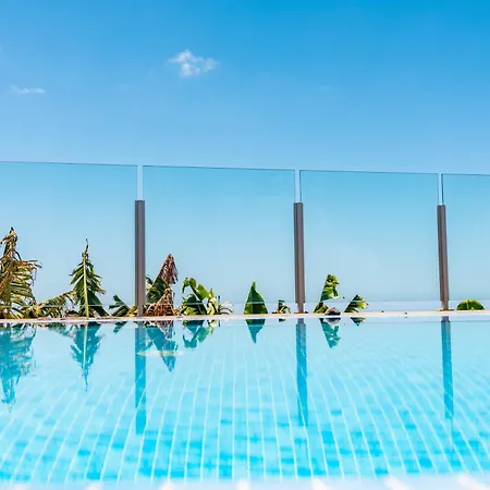 Vakantiehuis Pinheira Iii Heated Pool