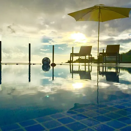 Dom wakacyjny Pinheira Iii Heated Pool *