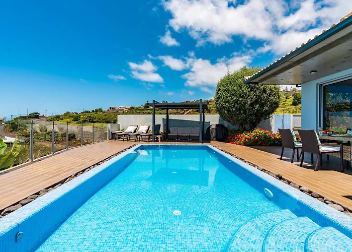 Pinheira Iii Heated Pool * Calheta (Madeira)