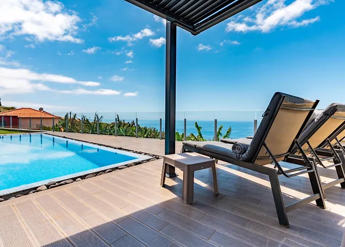 Pinheira Iii Heated Pool Calheta (Madeira)