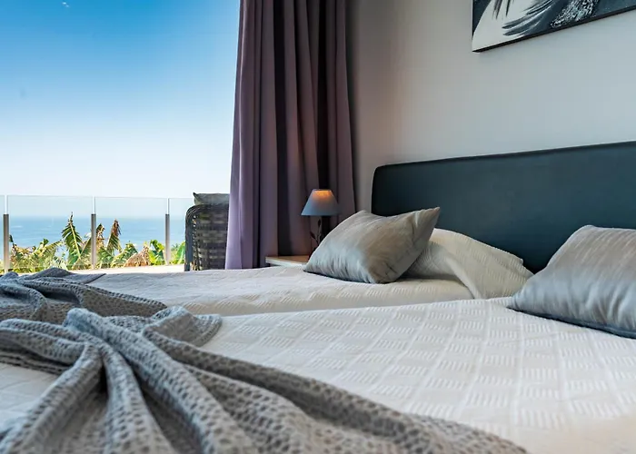 Prázdninový dům Pinheira Iii Heated Pool Calheta (Madeira)
