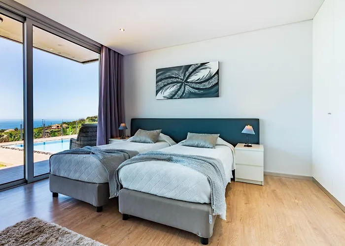 Pinheira Iii Heated Pool Calheta (Madeira)