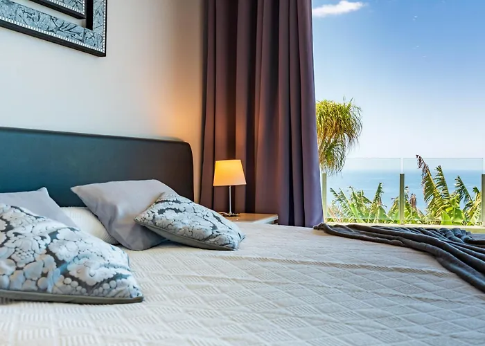 Pinheira Iii Heated Pool * Calheta (Madeira)